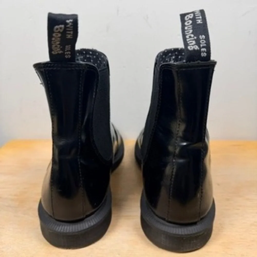 Dr Martens Flora Patent‎ Leather Chelsea Boot Pull On Ankle Black Womens 7 Black